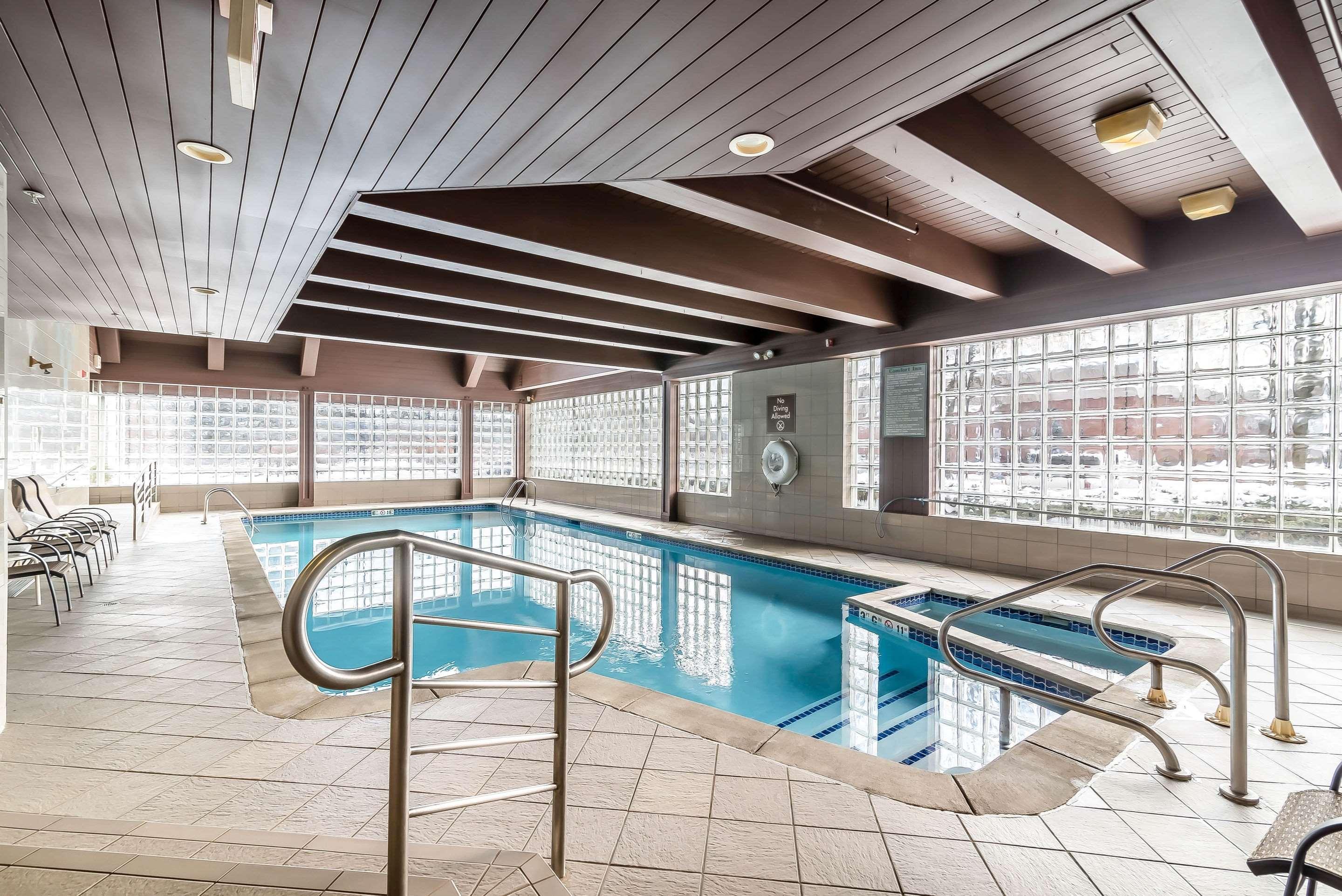 קונקורד Comfort Inn מראה חיצוני תמונה