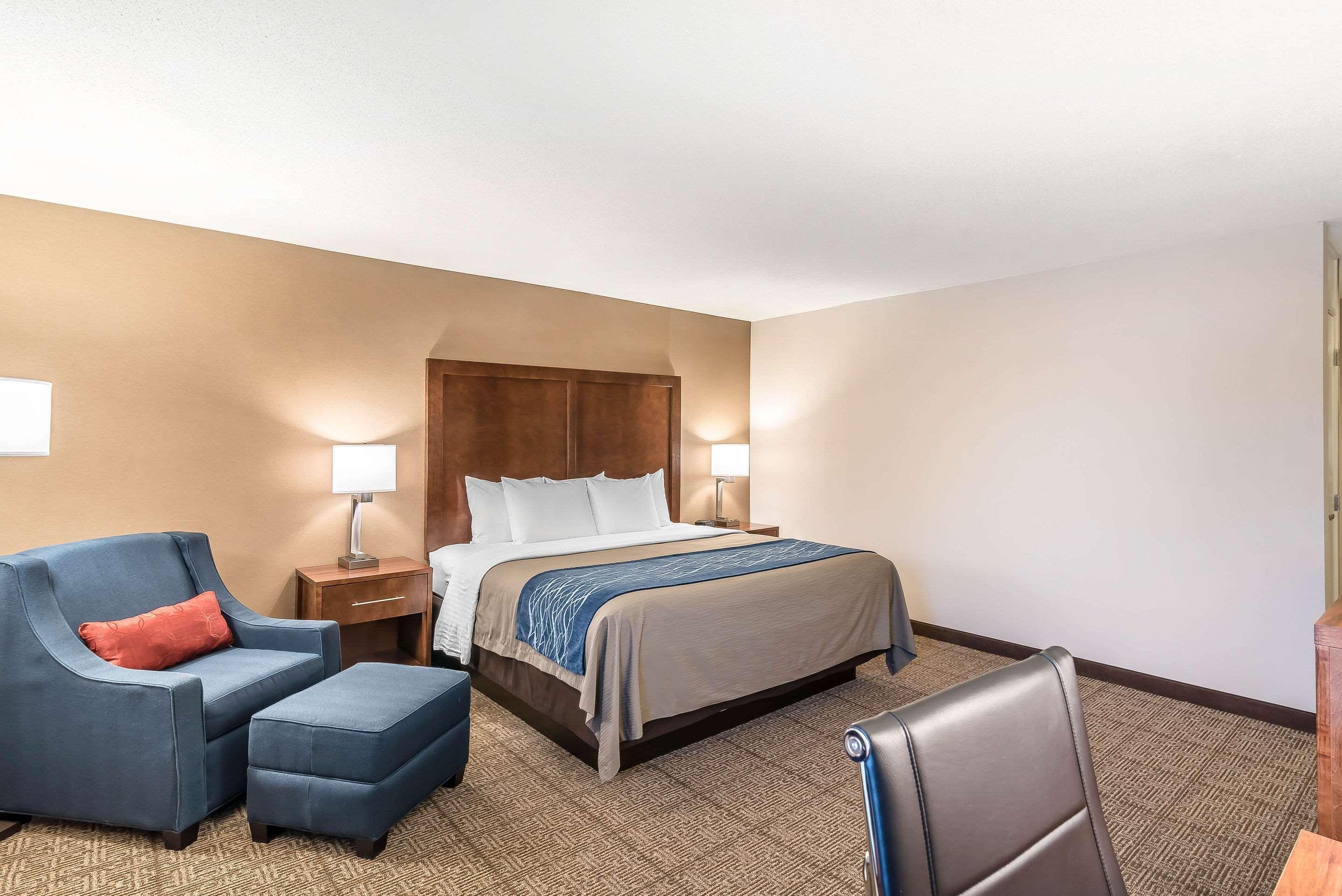 קונקורד Comfort Inn מראה חיצוני תמונה