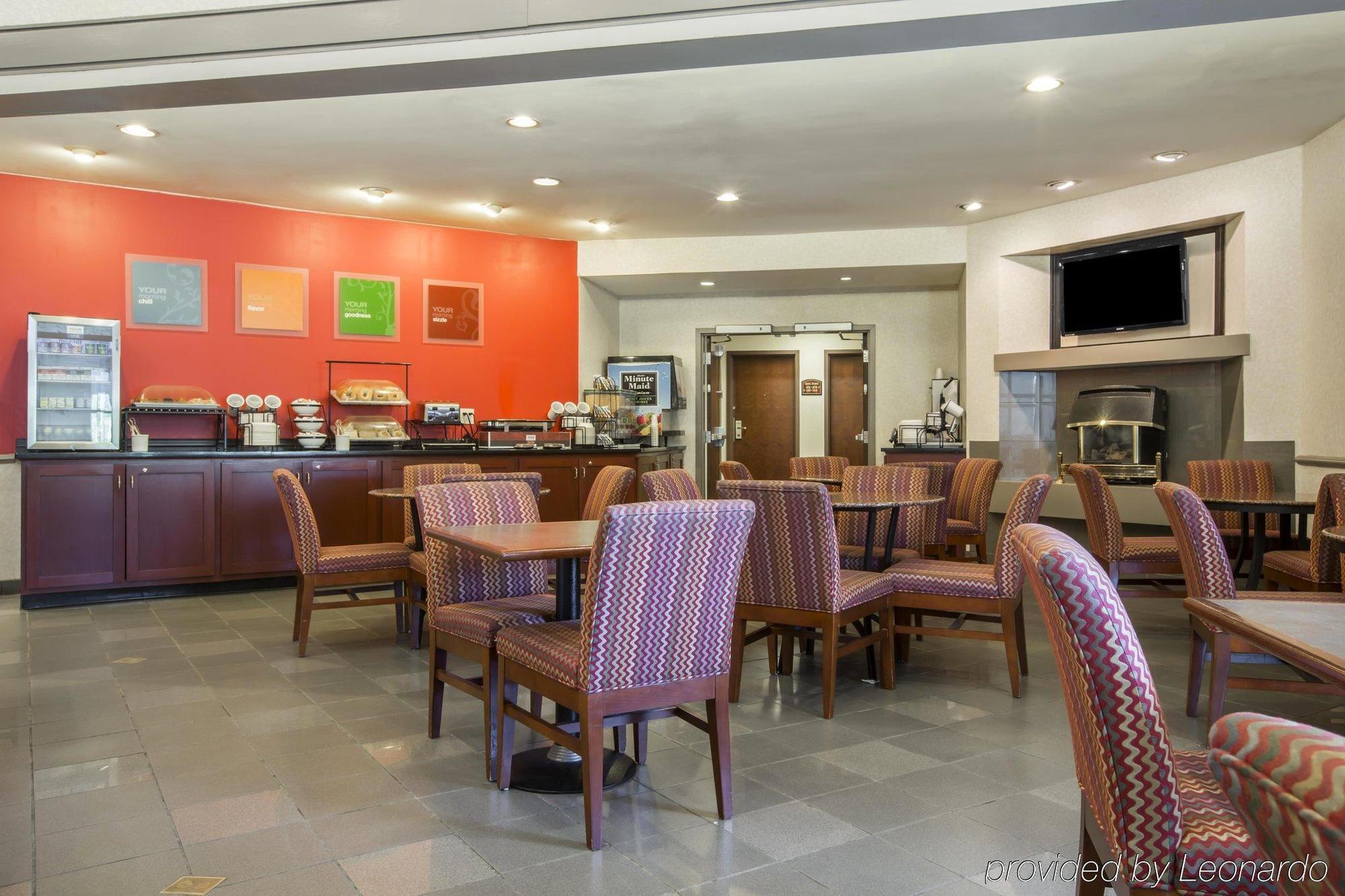 קונקורד Comfort Inn מראה חיצוני תמונה