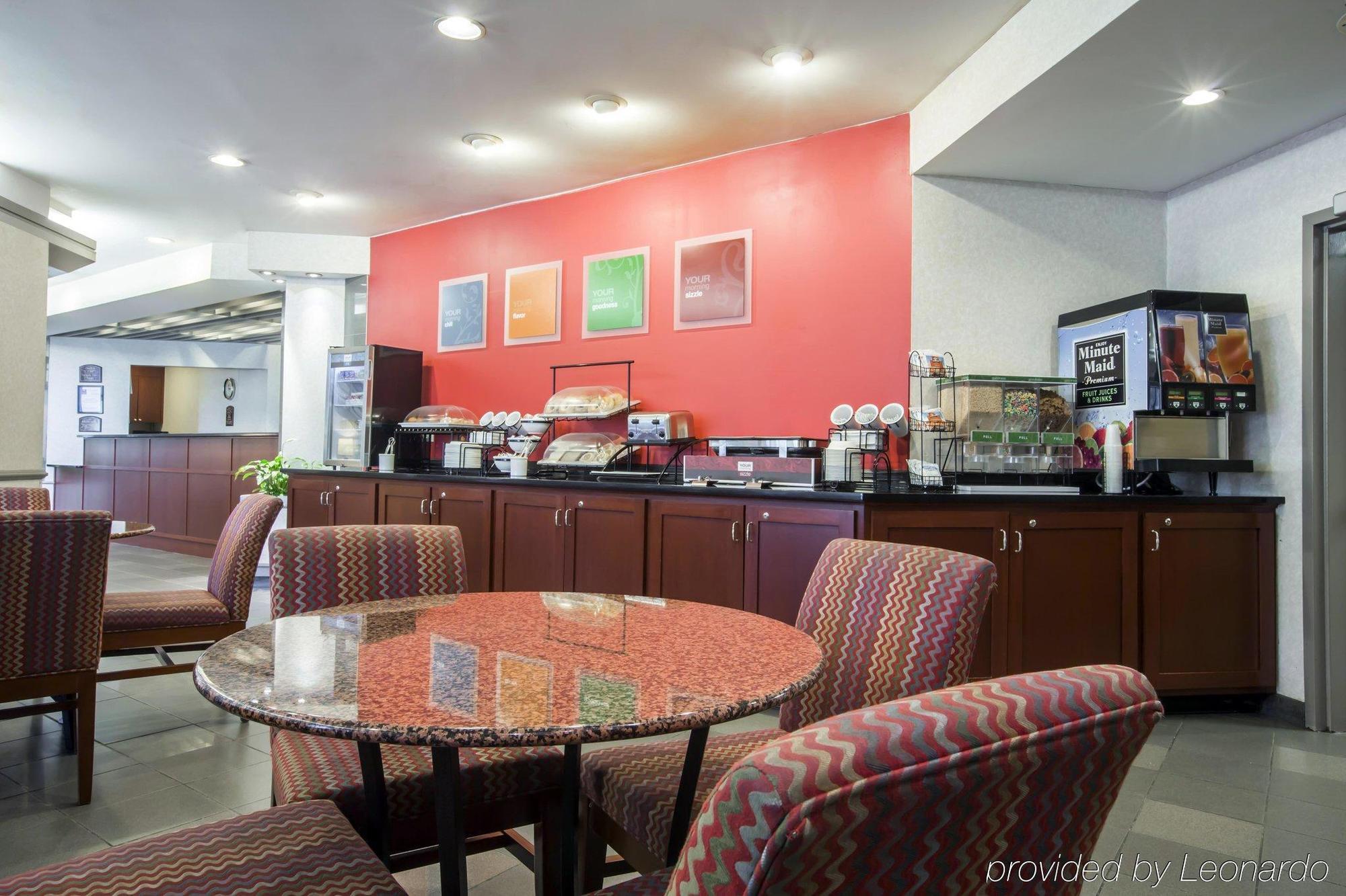 קונקורד Comfort Inn מראה חיצוני תמונה
