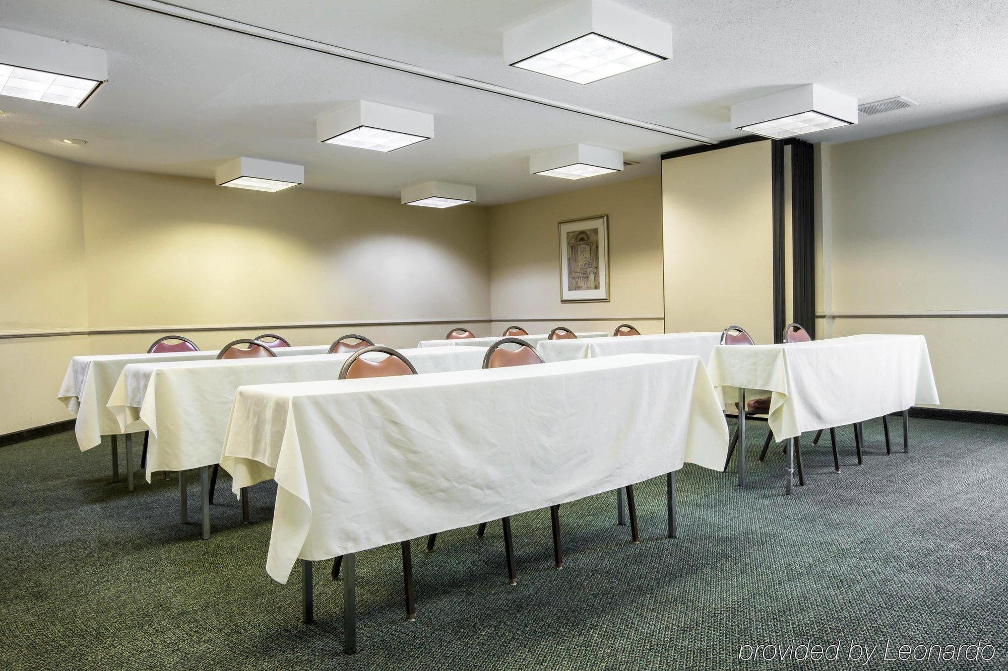 קונקורד Comfort Inn מראה חיצוני תמונה