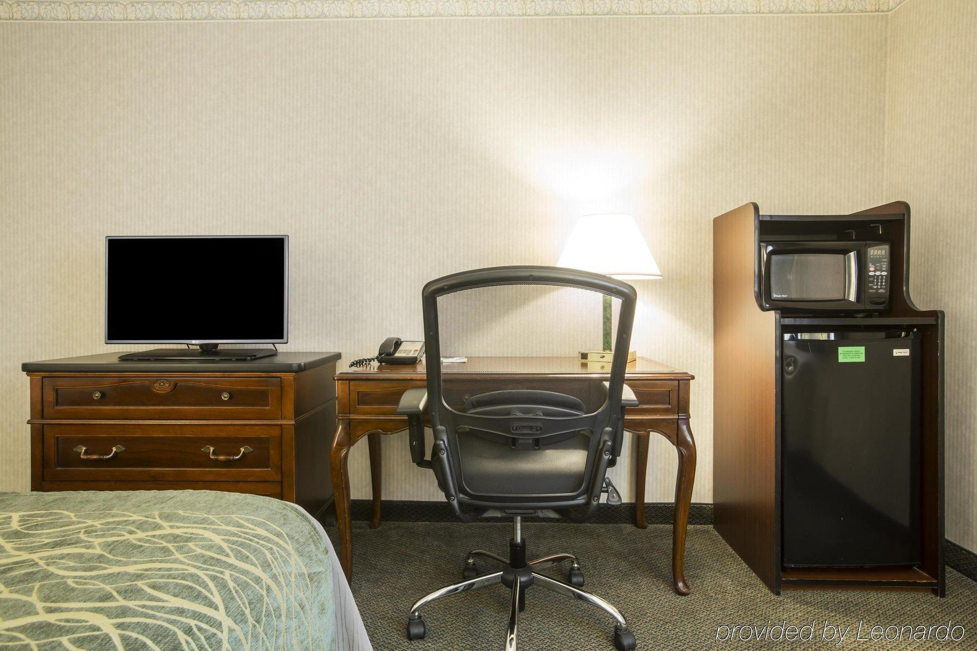קונקורד Comfort Inn מראה חיצוני תמונה