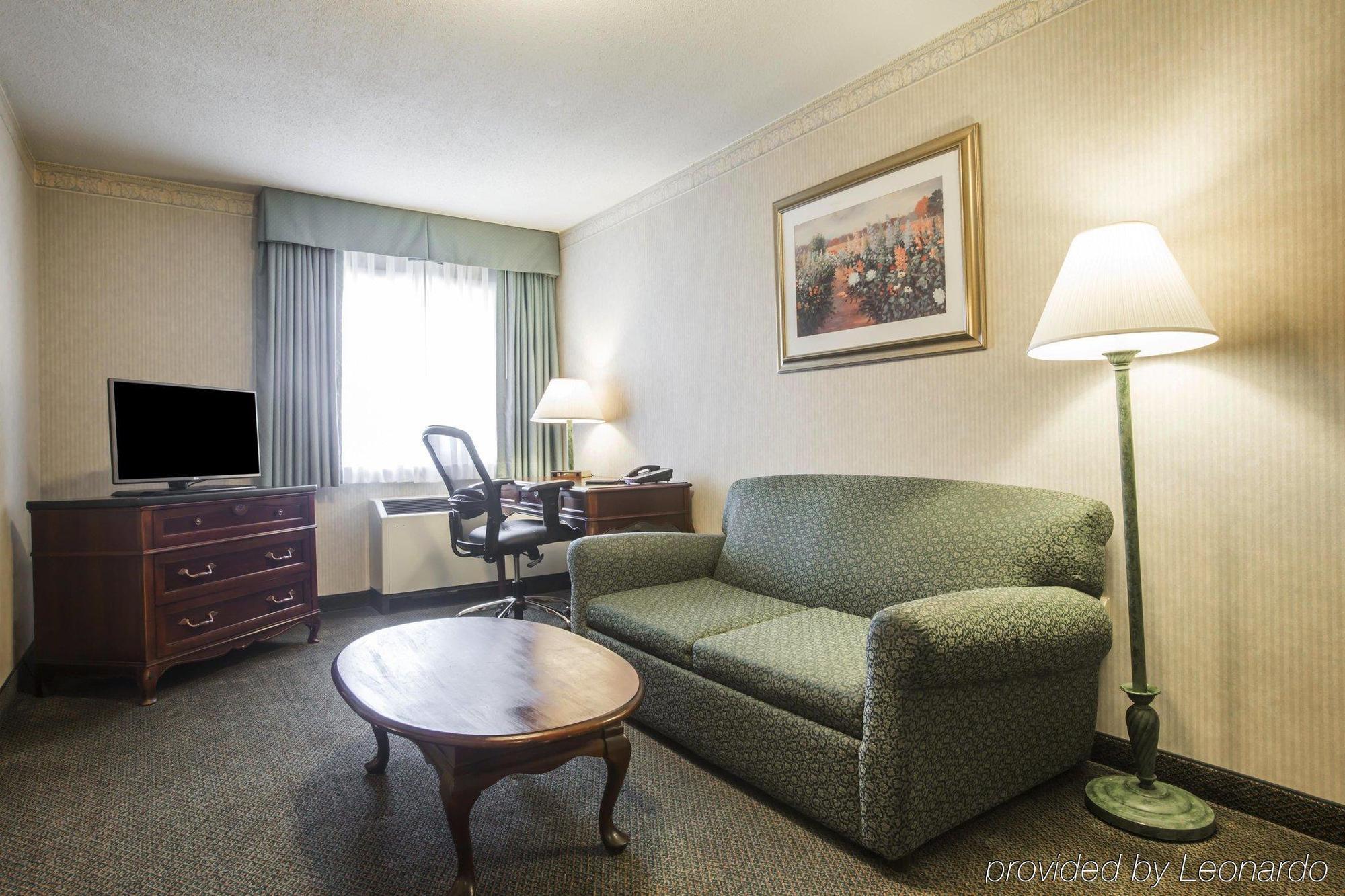 קונקורד Comfort Inn מראה חיצוני תמונה